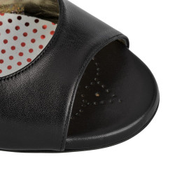 E1 Black heel 9 cm